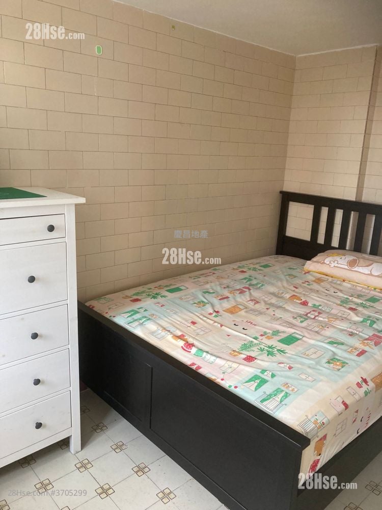 昌明洋楼 售盘 5+ 房 , 2 浴室 759 平方尺