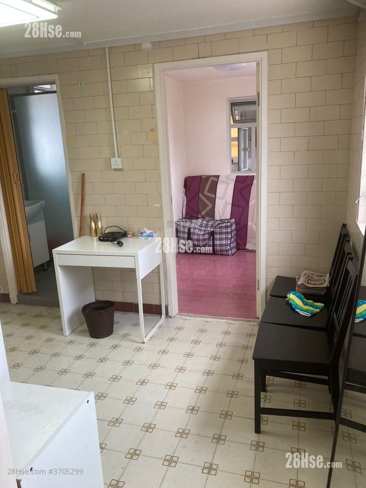 昌明洋楼 售盘 5+ 房 , 2 浴室 759 平方尺