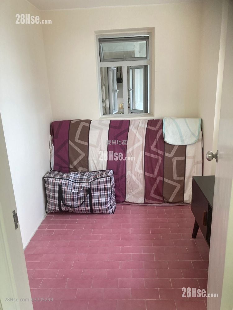 昌明洋楼 售盘 5+ 房 , 2 浴室 759 平方尺