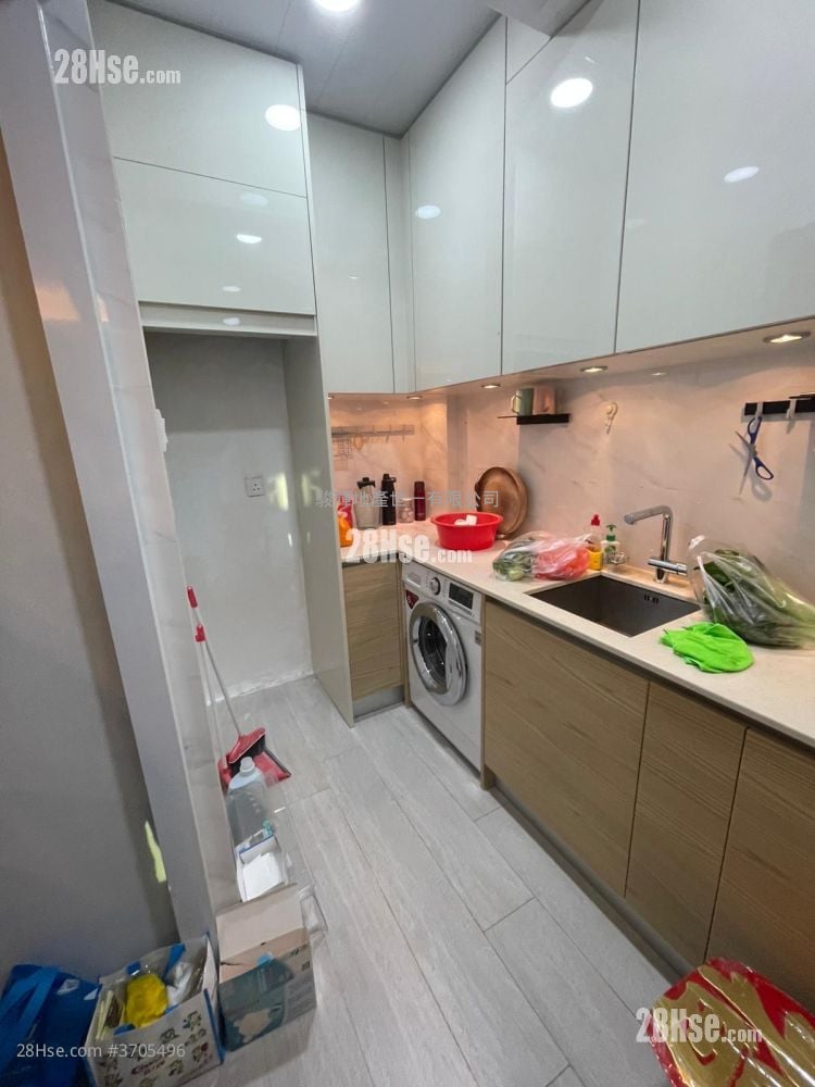 廣興大廈 售盤 2 房 , 1 浴室 389 平方呎