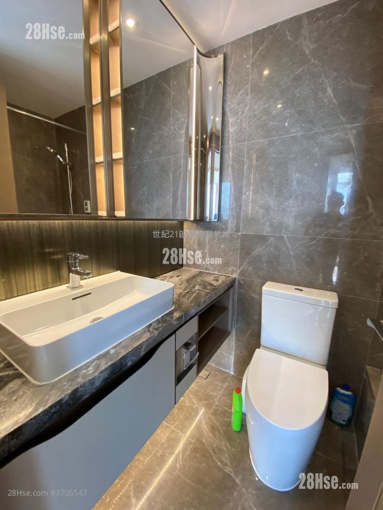 龙誉 售盘 4 房 , 3 浴室 1,010 平方尺