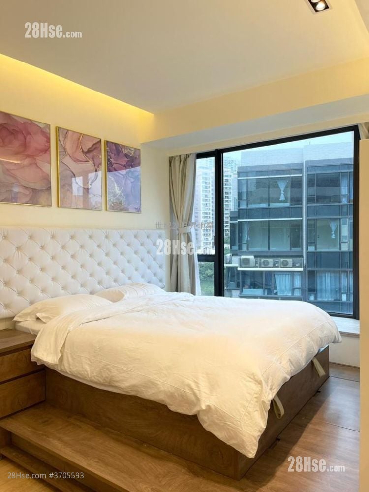 Fleur Pavilia Sell 4 Bedrooms , 3 Bathrooms 908 ft²