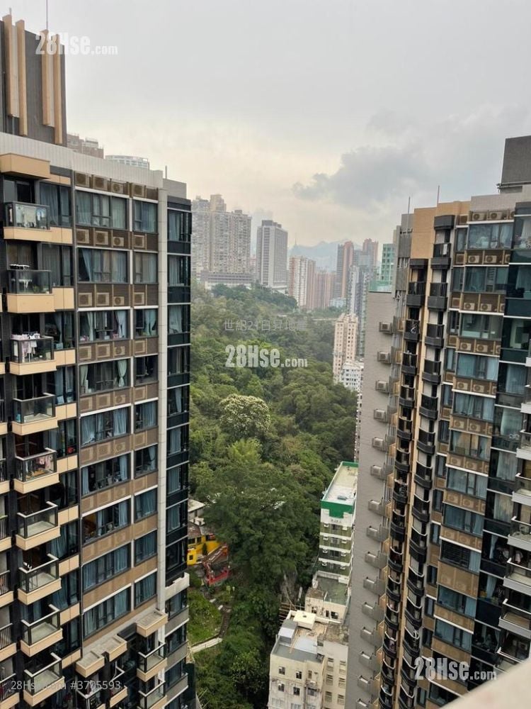 Fleur Pavilia Sell 4 Bedrooms , 3 Bathrooms 908 ft²