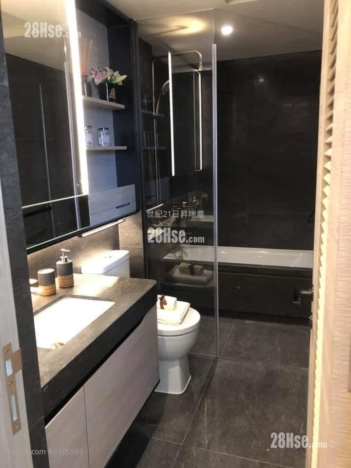 Fleur Pavilia Sell 4 Bedrooms , 3 Bathrooms 908 ft²