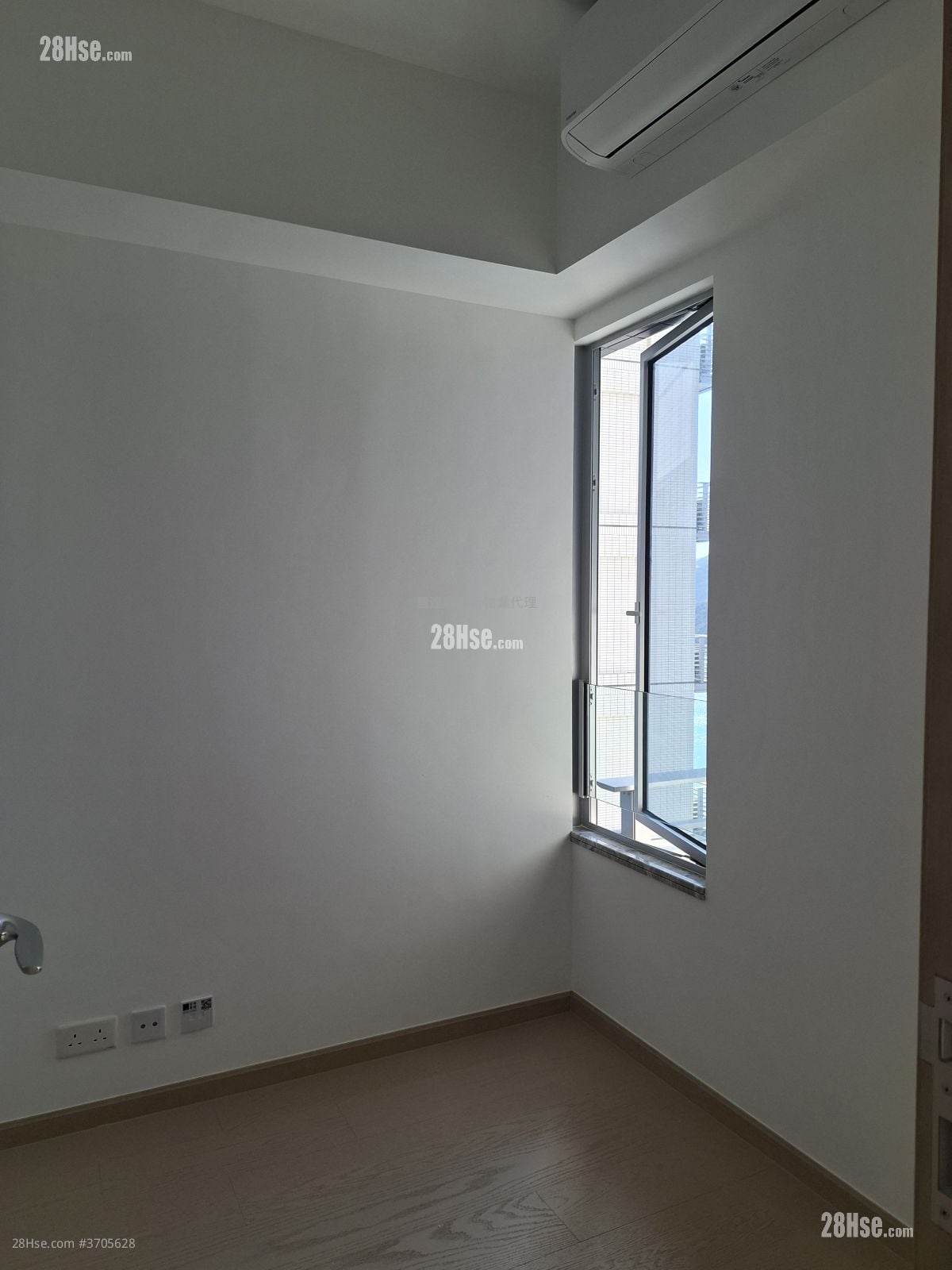 亲海駅 租盘 3 房 , 2 浴室 707 平方尺