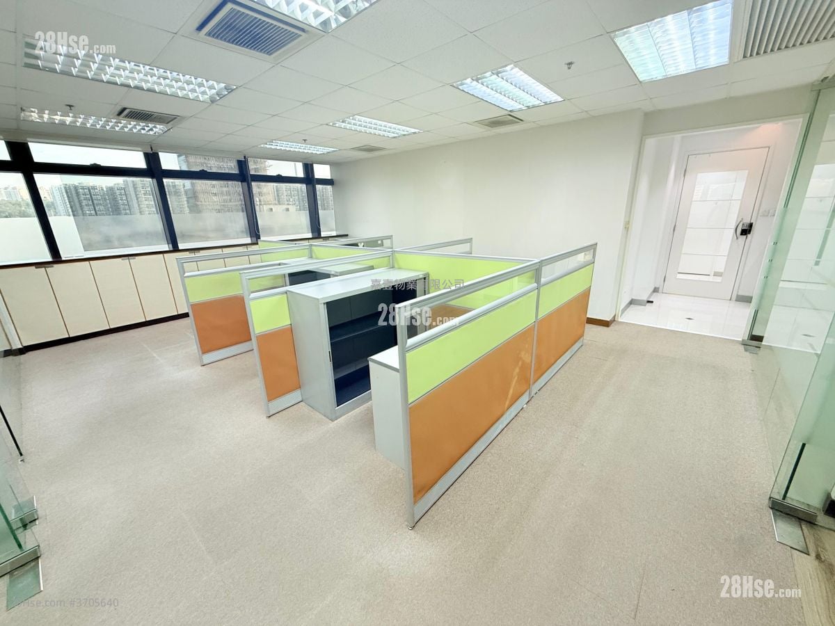 Legend Tower Rental 1,107 ft²