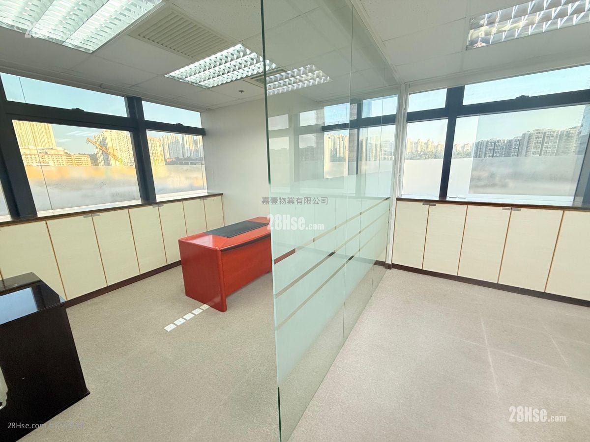 Legend Tower Rental 1,107 ft²