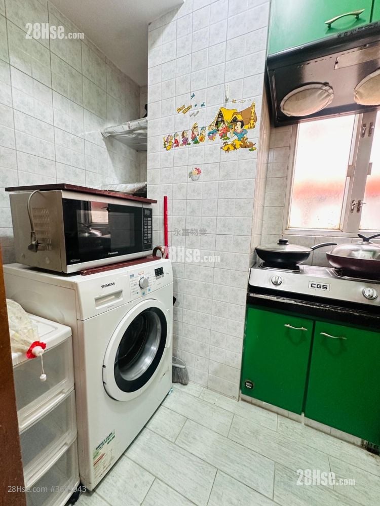 丽湾大厦 售盘 2 房 390 平方尺