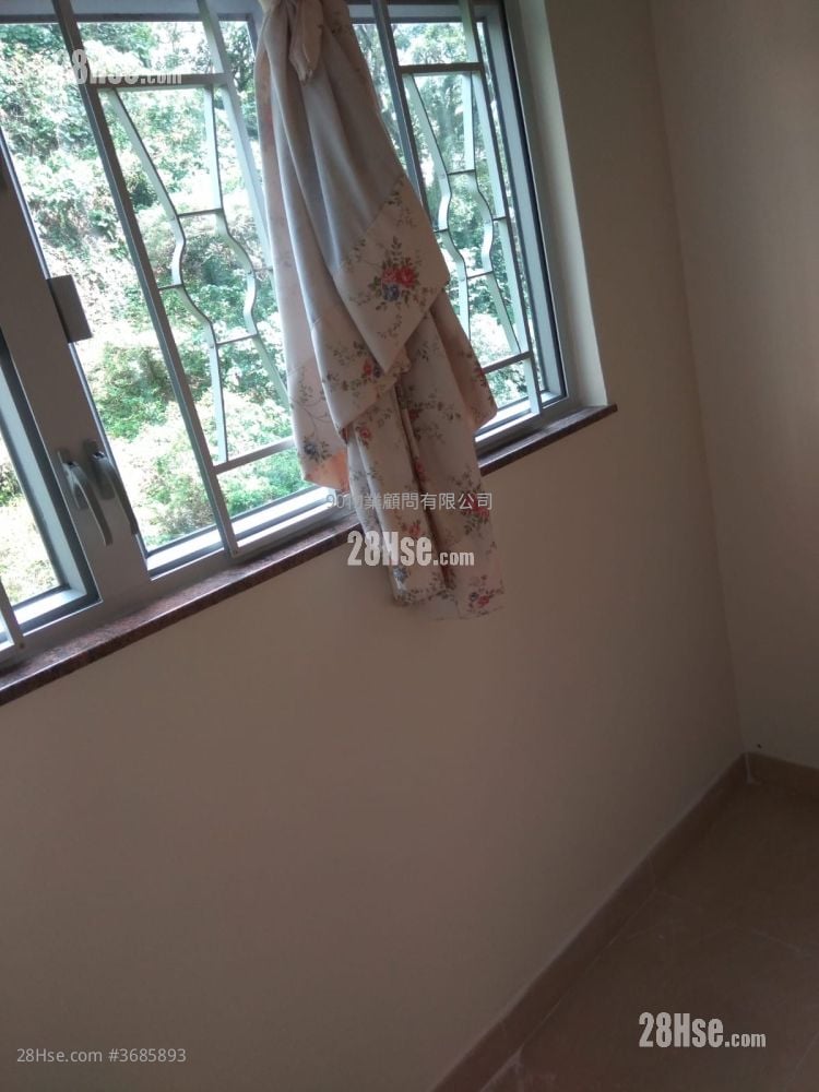 Hoi Tao Building Sell 388 ft²