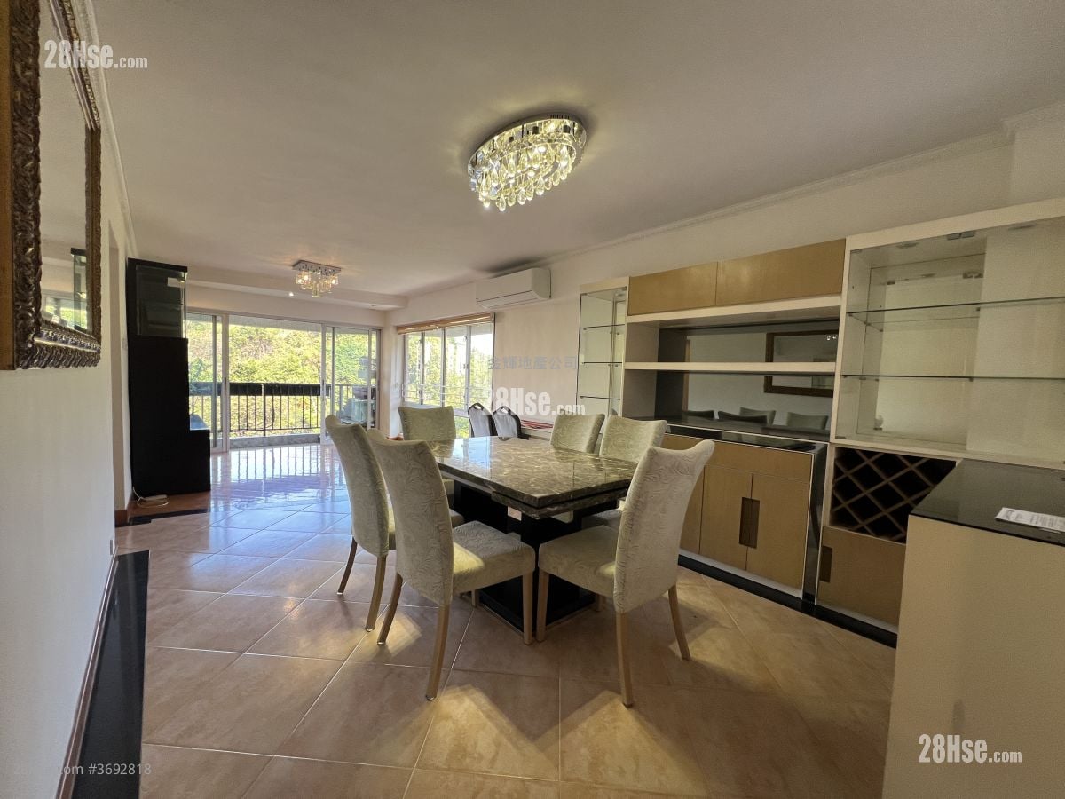 容龙居 租盘 3 房 , 2 浴室 970 平方尺