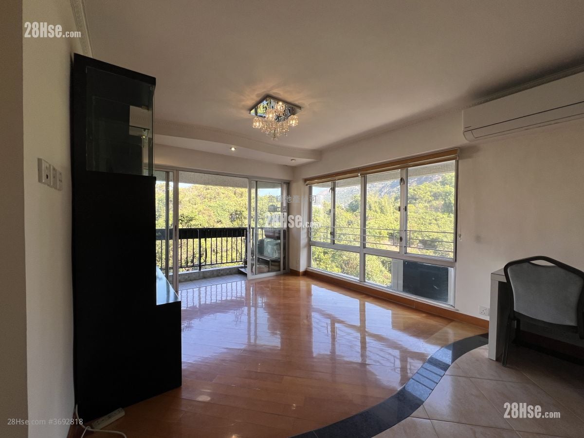 容龙居 租盘 3 房 , 2 浴室 970 平方尺