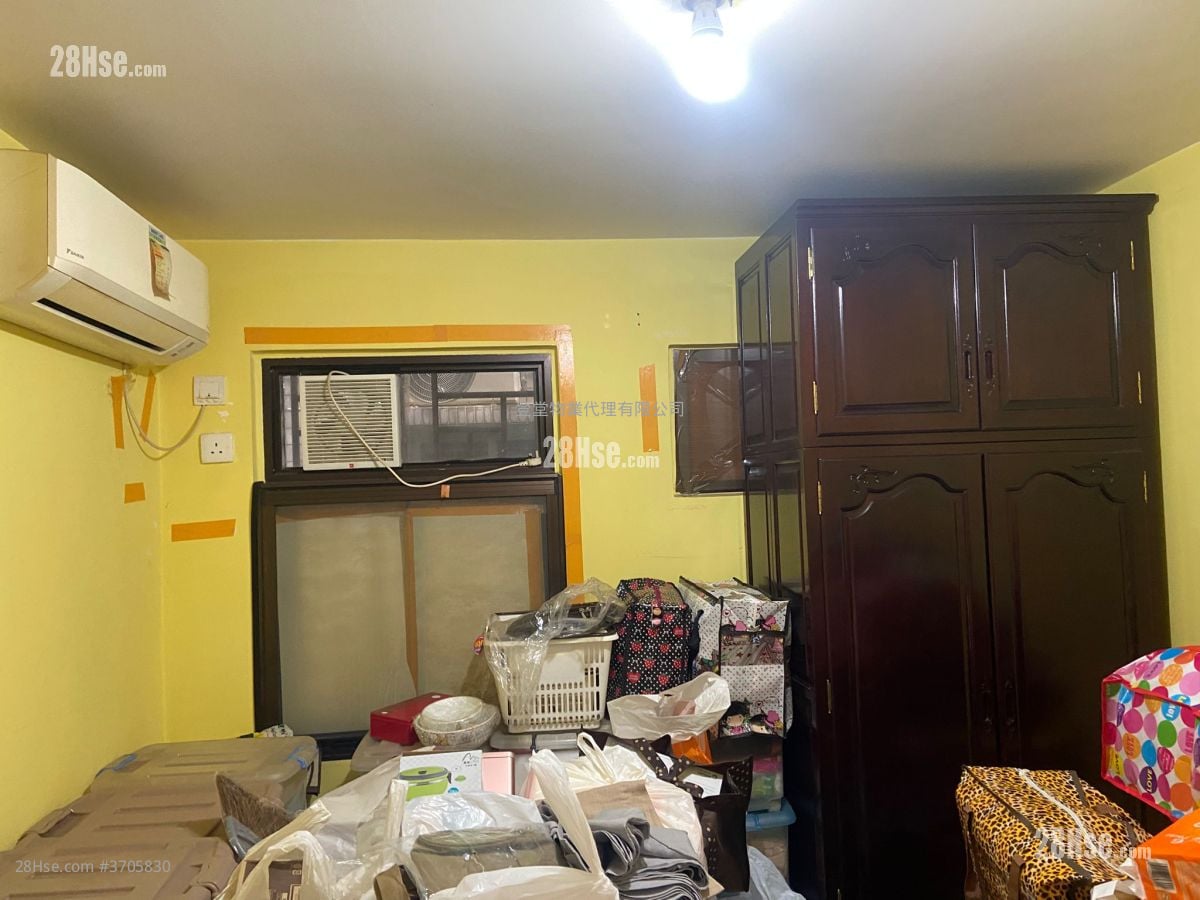Fu Hing Garden Sell 2 Bedrooms , 2 Bathrooms