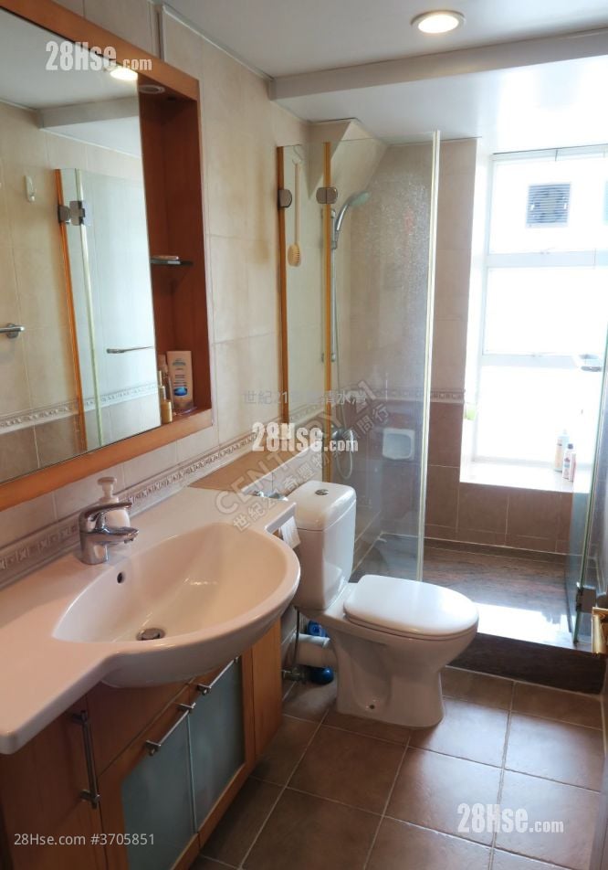 Costa Bello Sell 3 Bedrooms 837 ft²