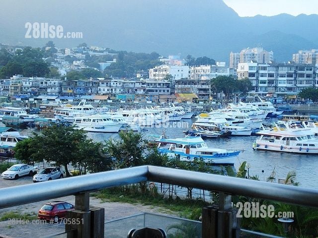 Costa Bello Sell 3 Bedrooms 837 ft²