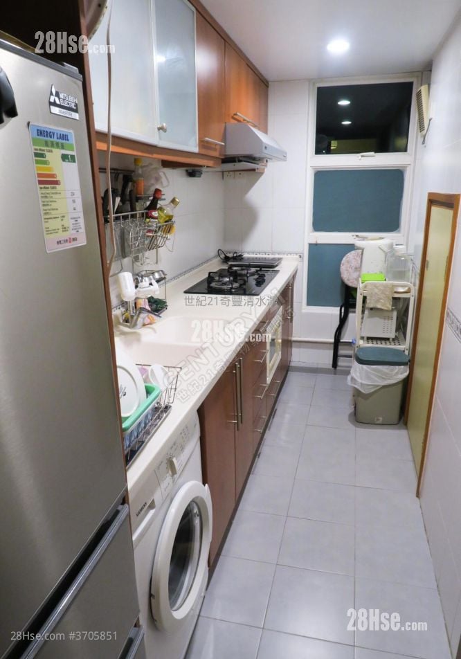 Costa Bello Sell 3 Bedrooms 837 ft²