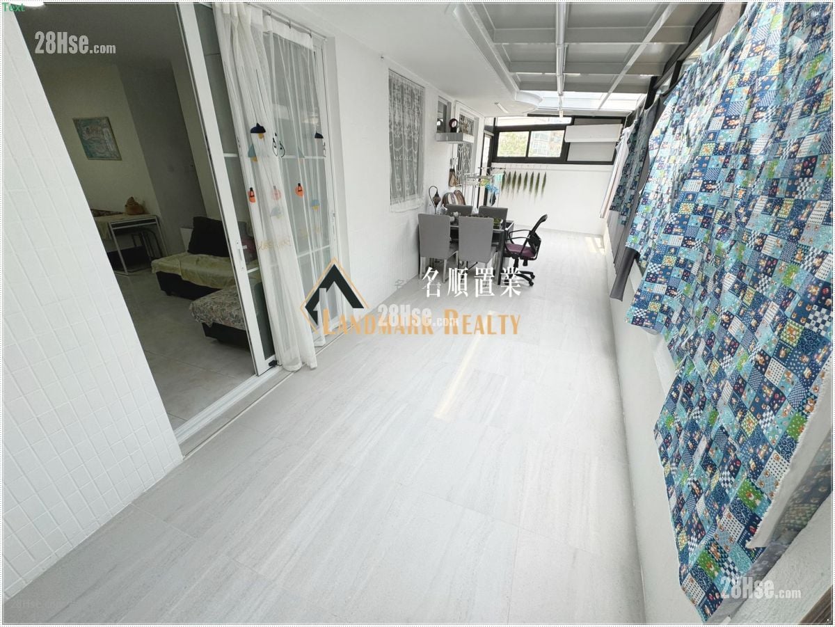 村屋 售盘 3 房 , 1 浴室 700 平方尺