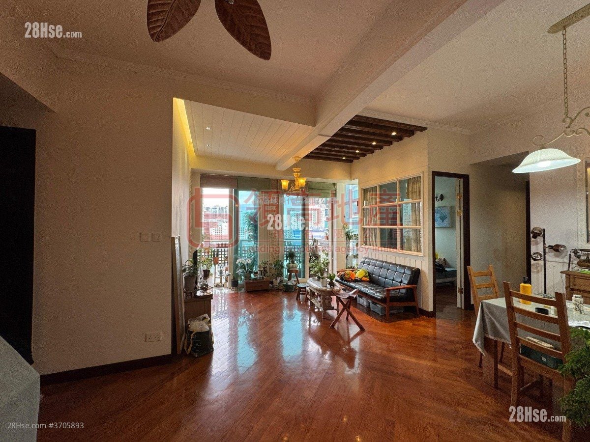 御金国峯 售盘 4 房 , 2 浴室 601 平方尺