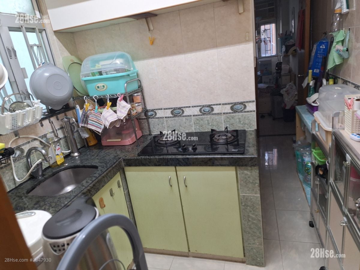 富山中心 售盘 3 房 , 2 浴室 700 平方尺