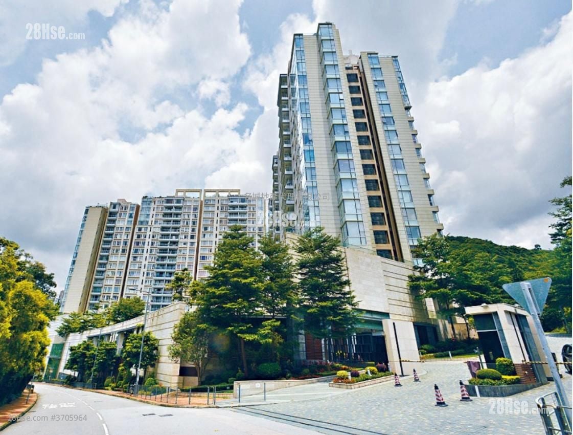 Peak One Sell 4 Bedrooms , 2 Bathrooms 1,100 ft²