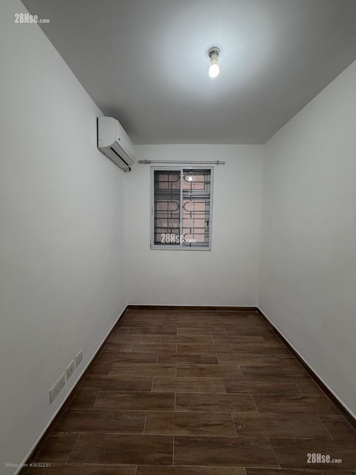 村屋 租盘 3 房 , 2 浴室 700 平方尺