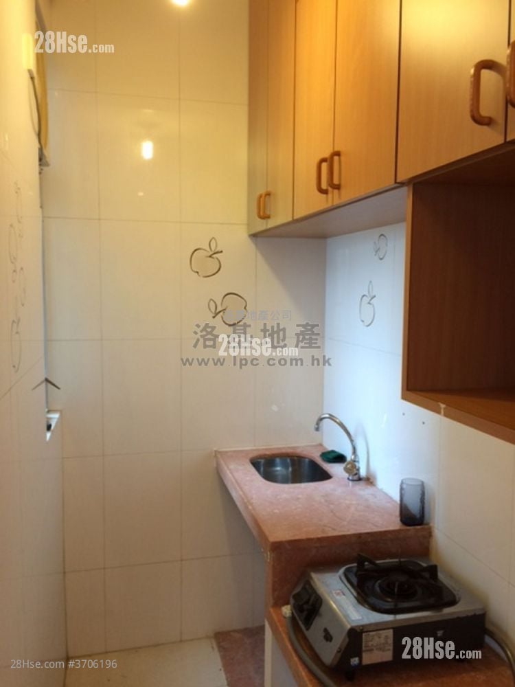 Tak Bo Garden Sell 1 Bedroom , 1 Bathroom 282 ft²