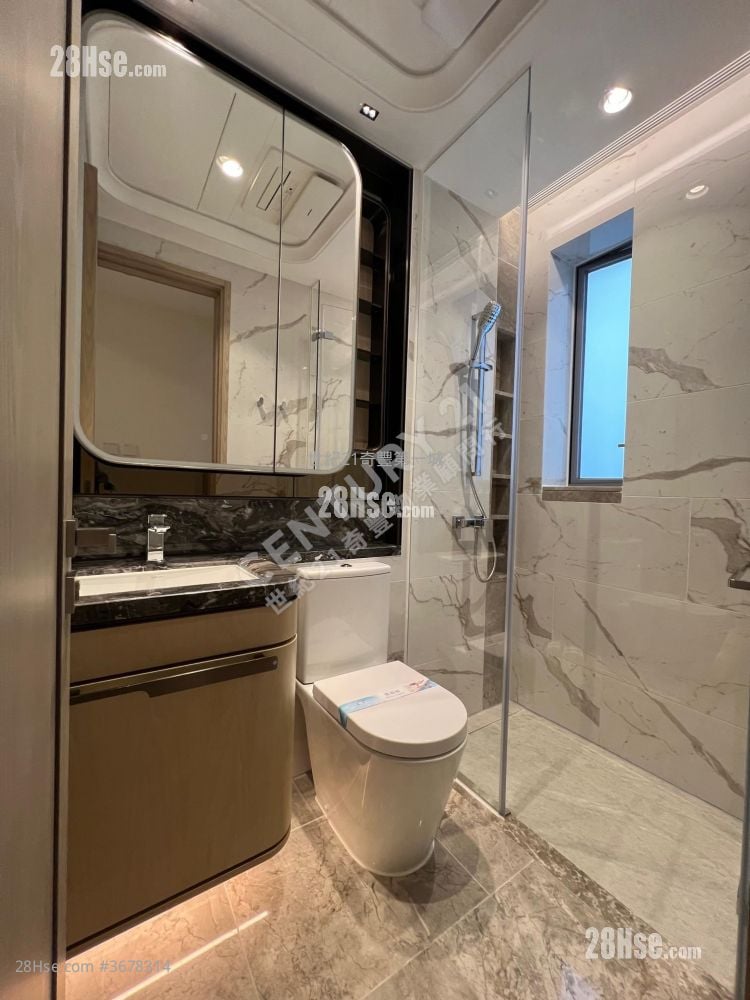 Villa Garda Ii Sell 2 Bedrooms , 1 Bathroom 463 ft²