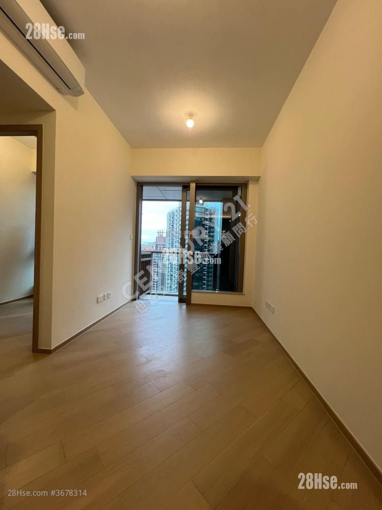 Villa Garda Ii Sell 2 Bedrooms , 1 Bathroom 463 ft²