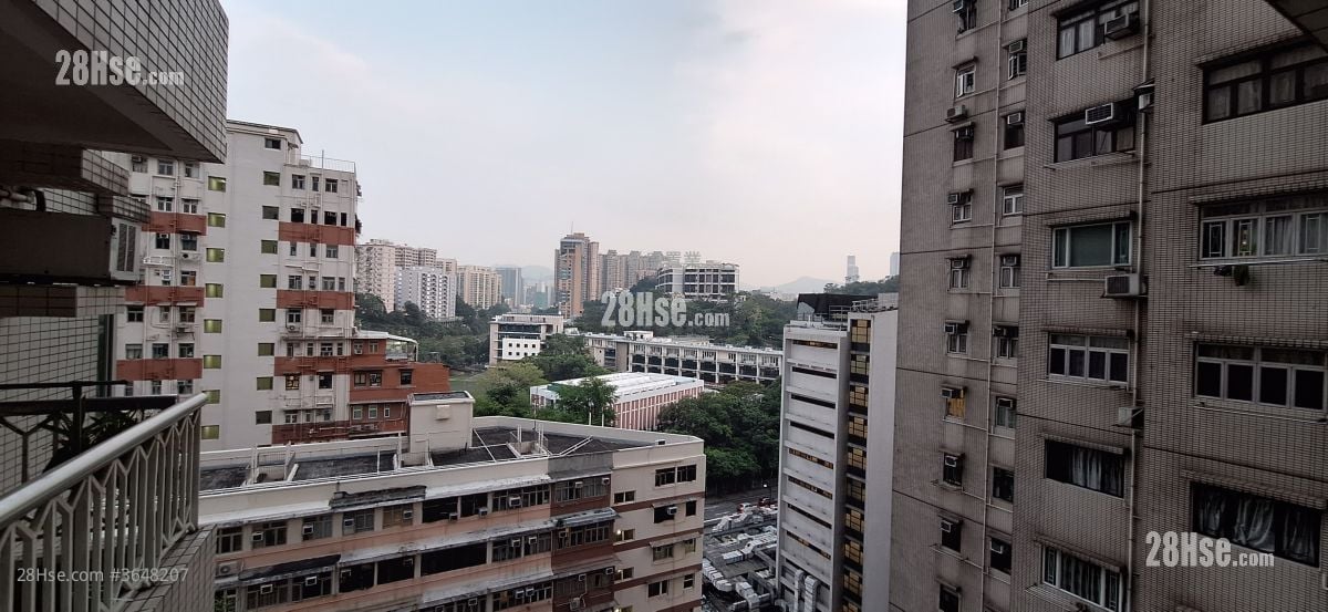 Paradise Square Sell 3 Bedrooms , 1 Bathroom