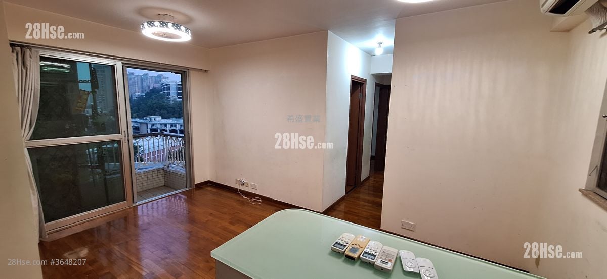 Paradise Square Sell 3 Bedrooms , 1 Bathroom