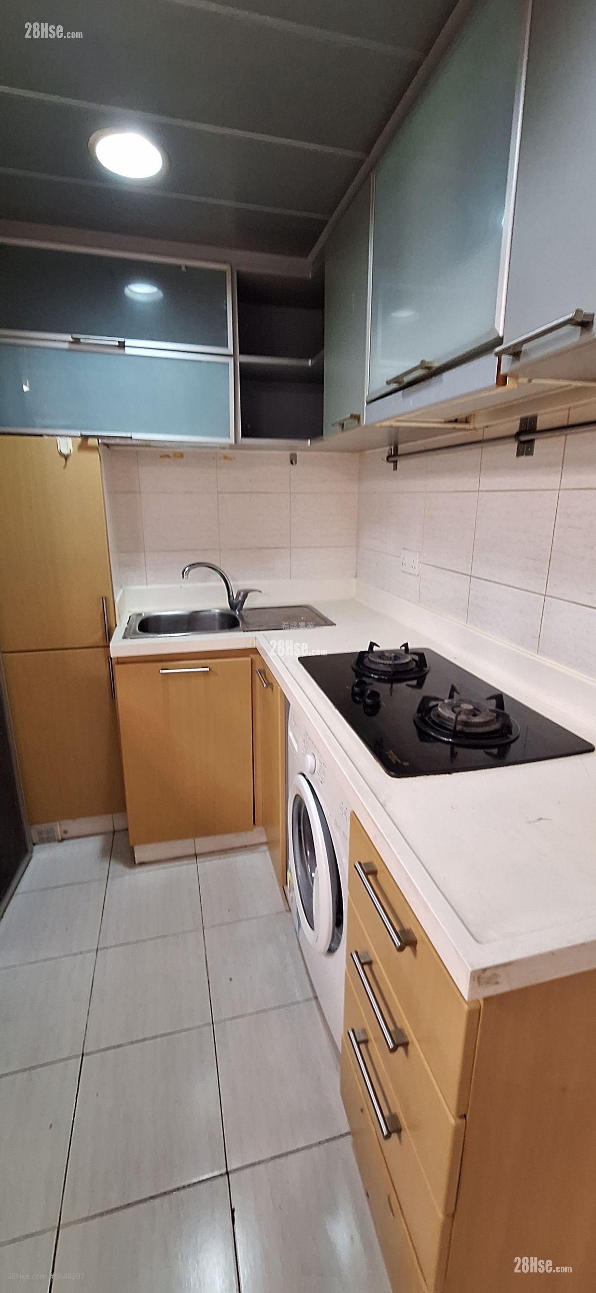 Paradise Square Sell 3 Bedrooms , 1 Bathroom