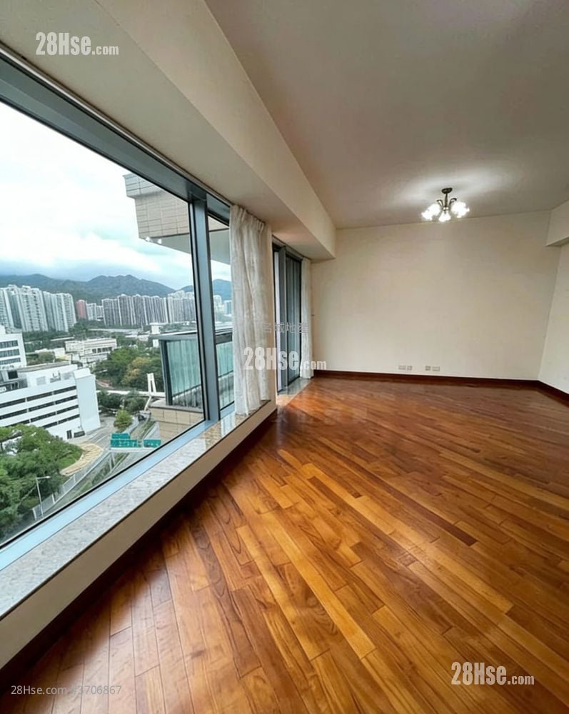 The Palazzo Rental 4 Bedrooms , 3 Bathrooms 1,116 ft²