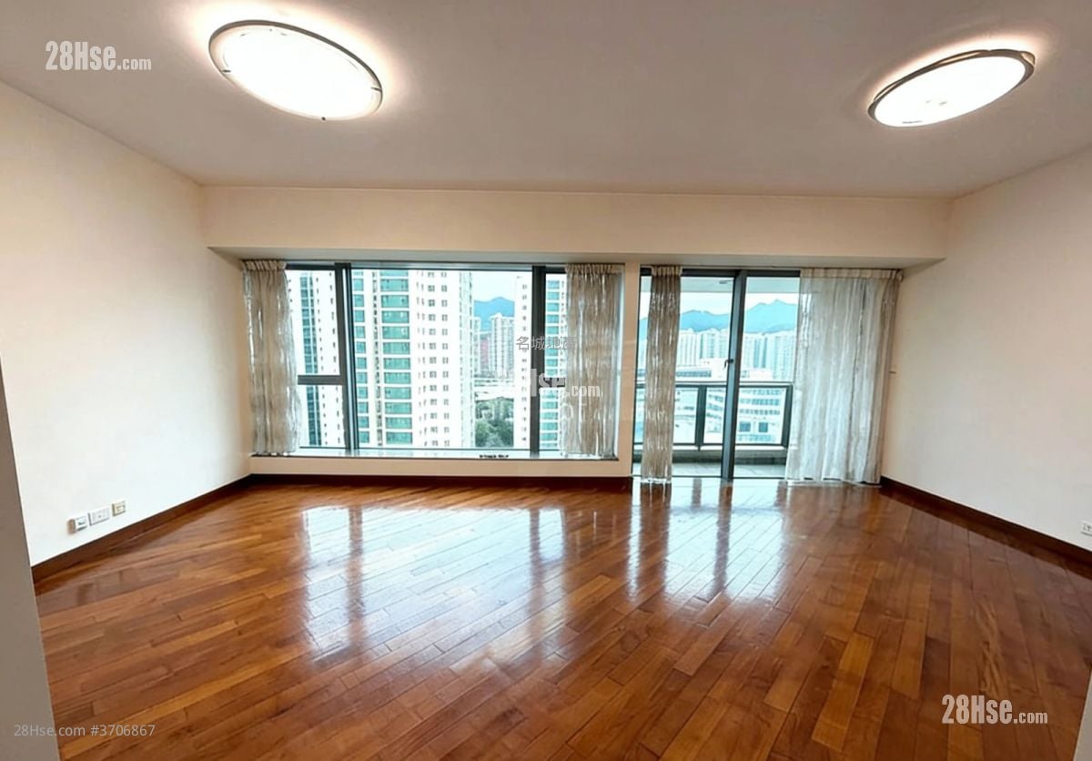 The Palazzo Rental 4 Bedrooms , 3 Bathrooms 1,116 ft²