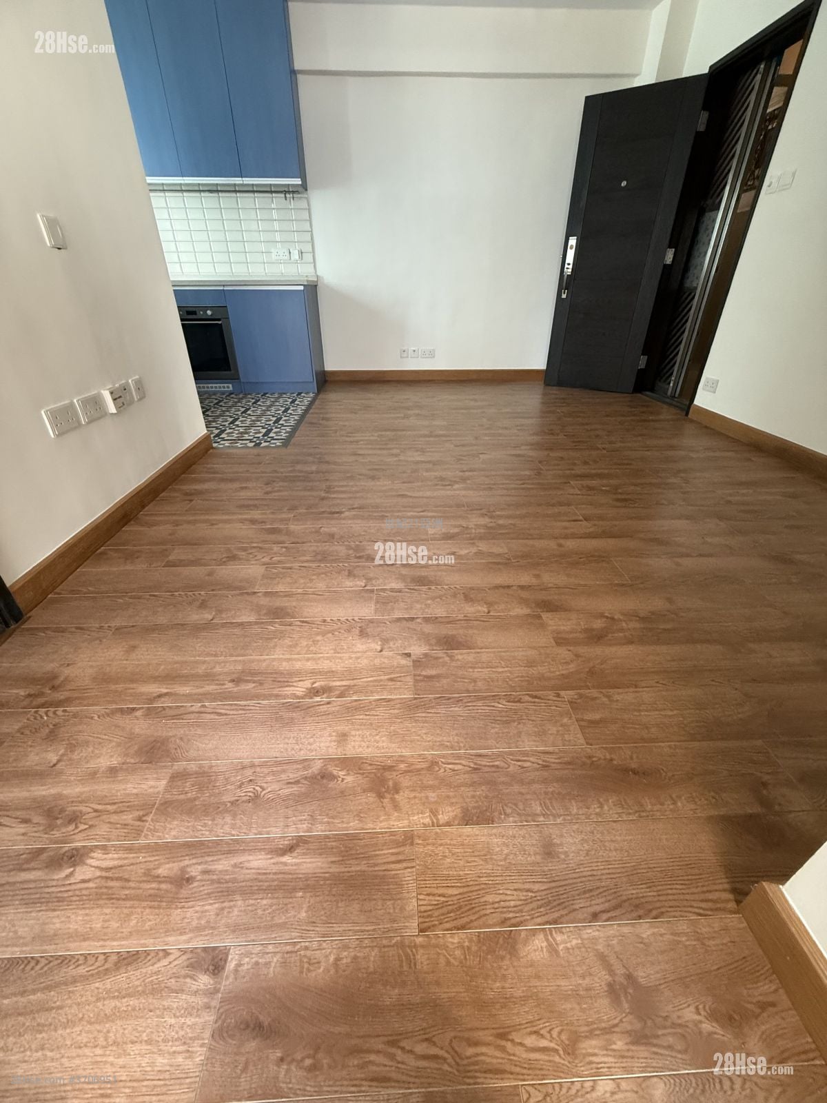 Lai Yuen Building Rental 2 Bedrooms , 1 Bathroom 504 ft²