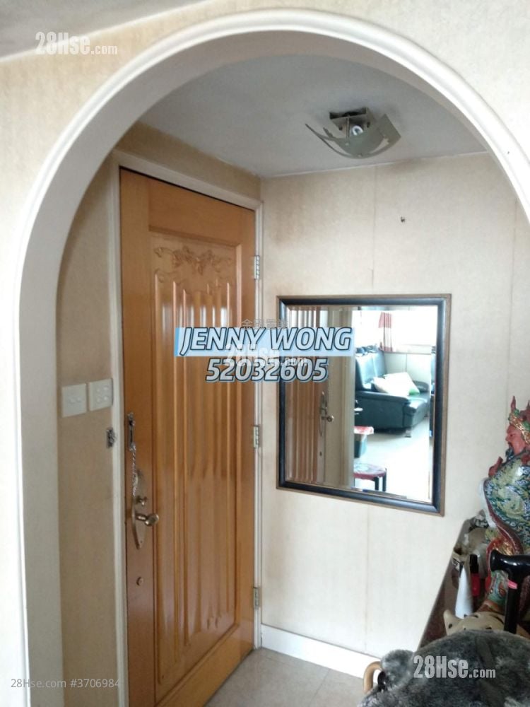 文輝樓 售盤 3 房 , 1 浴室 750 平方呎