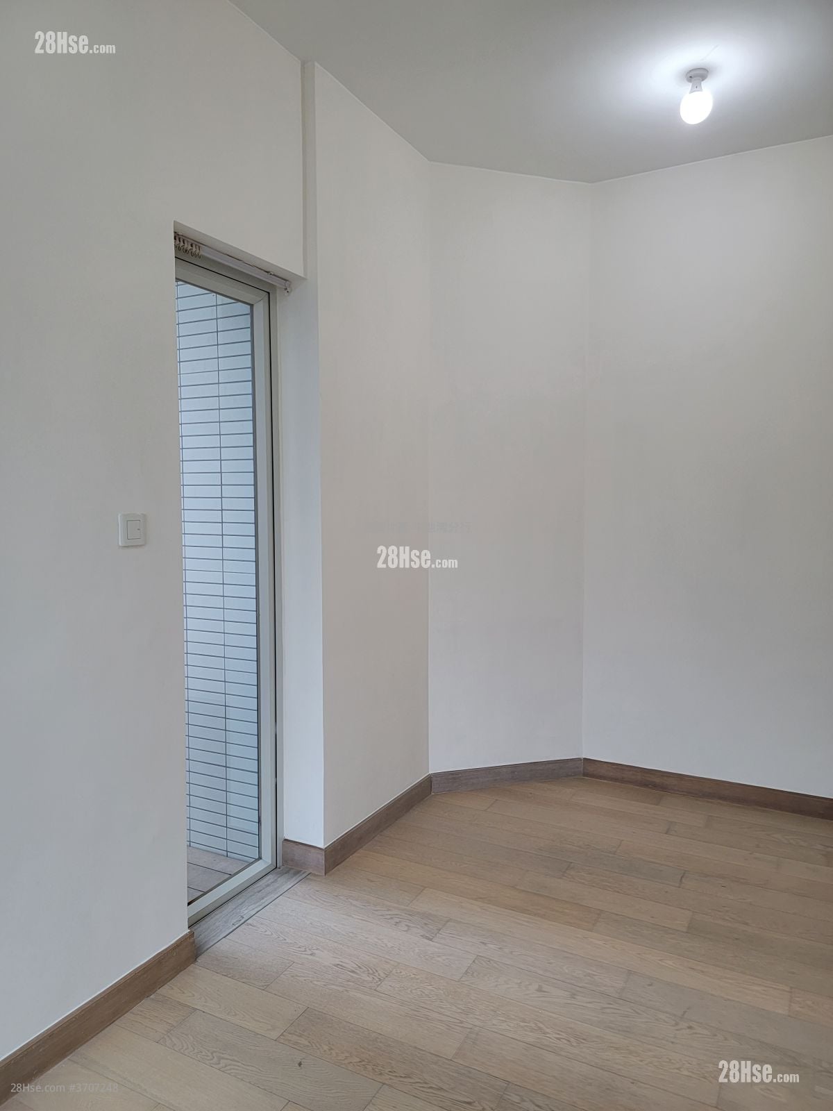 现崇山 租盘 2 房 , 1 浴室 567 平方尺