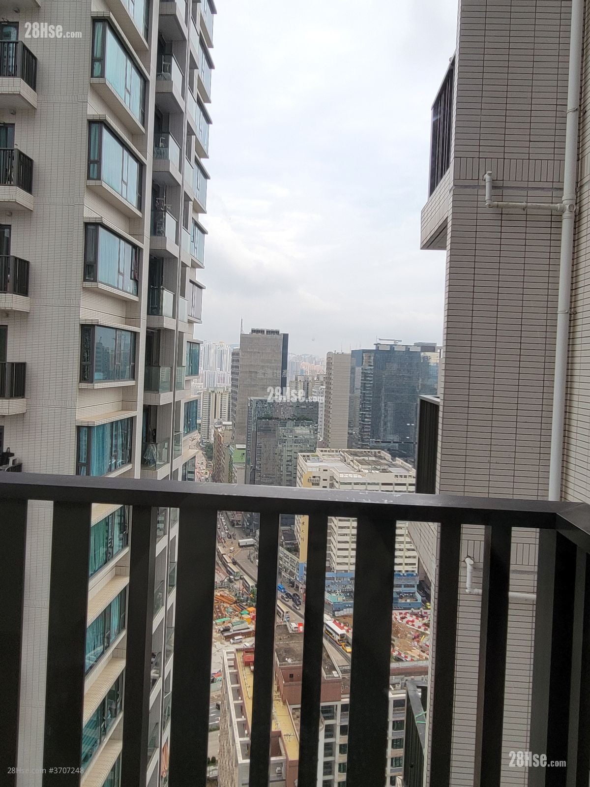 现崇山 租盘 2 房 , 1 浴室 567 平方尺