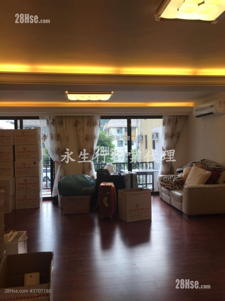 坑口村 售盤 1,400 平方呎