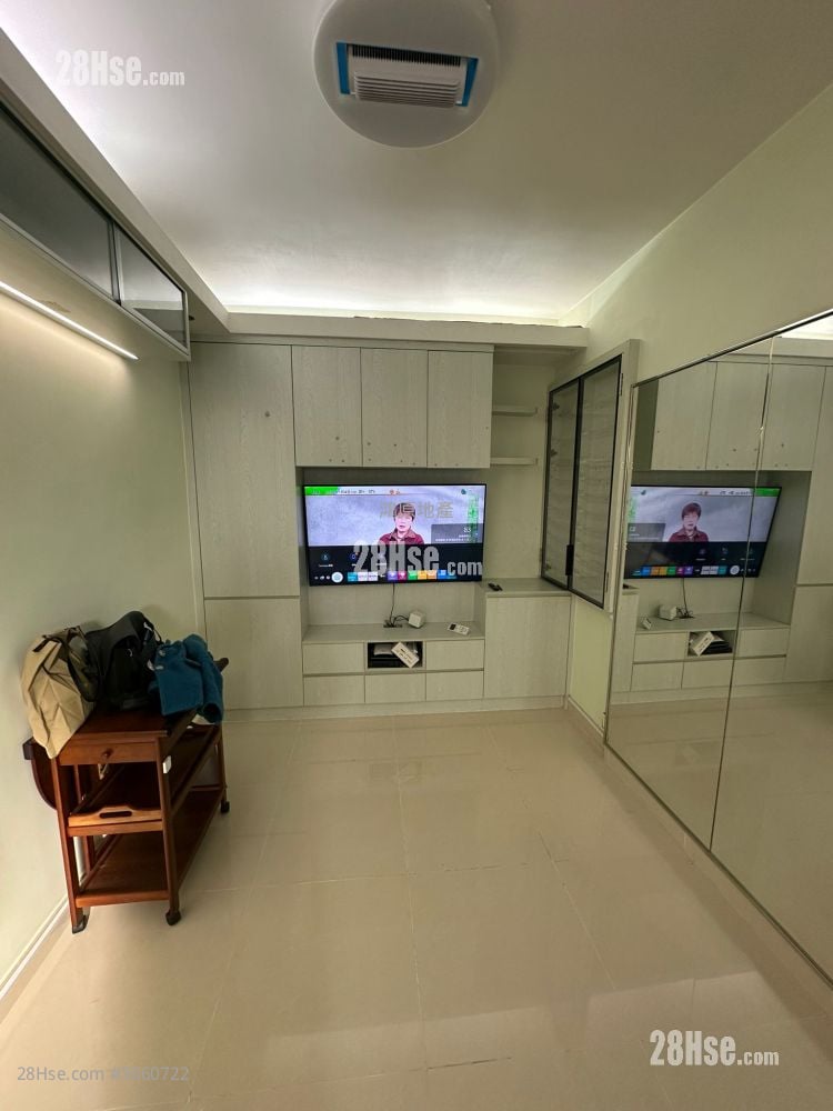 Elegant Garden Rental 2 Bedrooms , 1 Bathroom