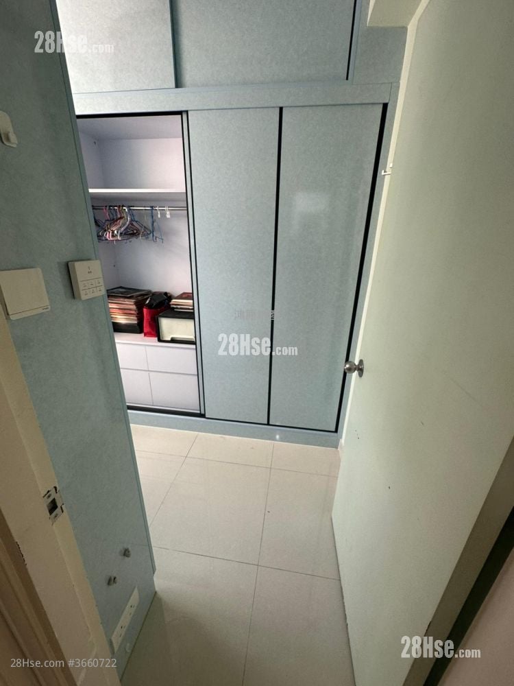 Elegant Garden Rental 2 Bedrooms , 1 Bathroom