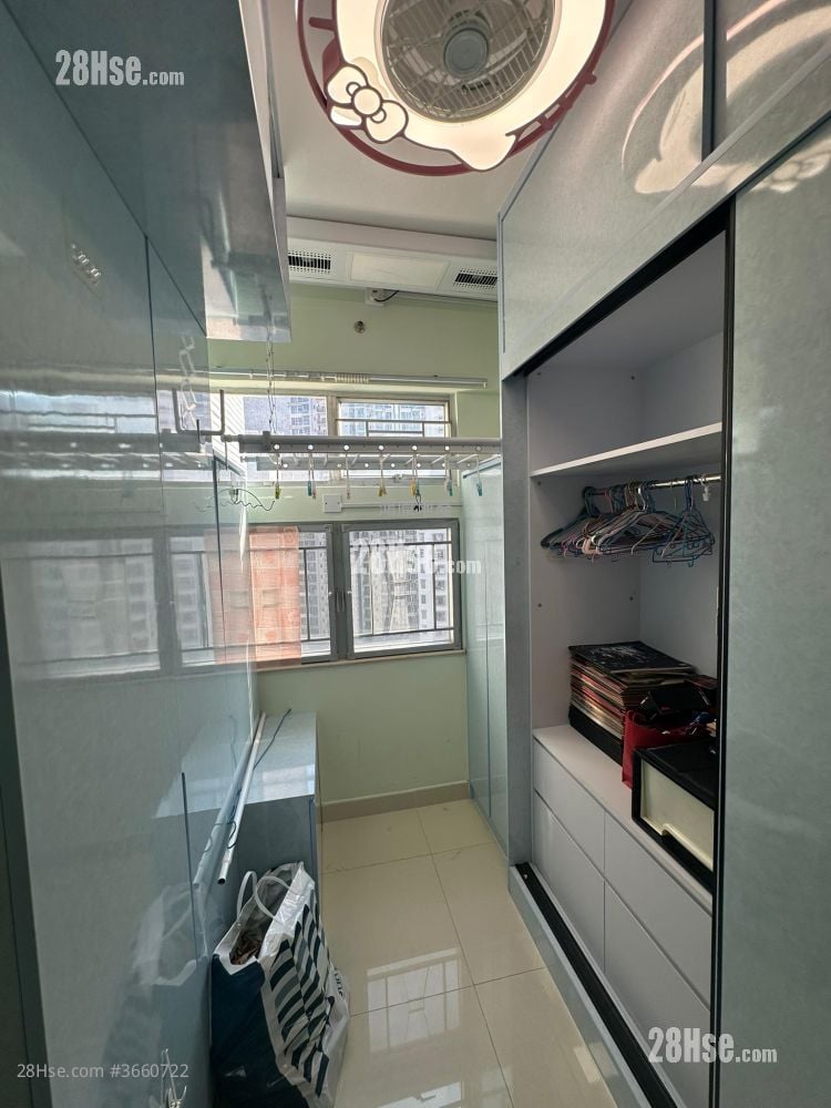 Elegant Garden Rental 2 Bedrooms , 1 Bathroom