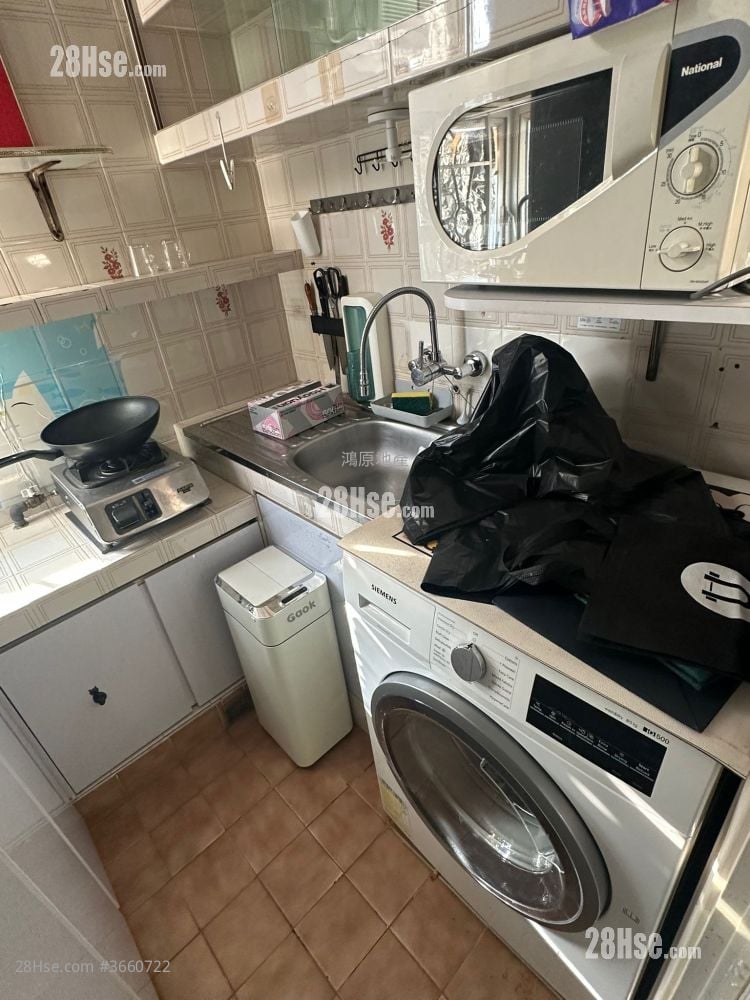 Elegant Garden Rental 2 Bedrooms , 1 Bathroom