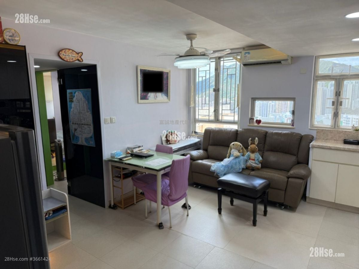 嘉峰台 售盘 1 浴室 431 平方尺