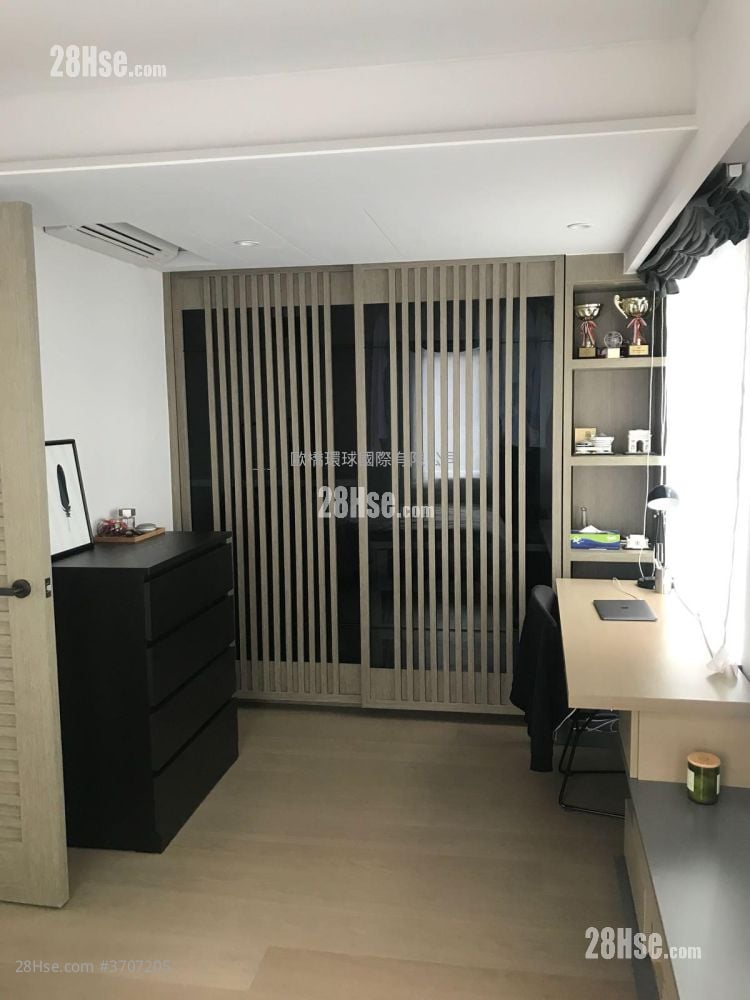 Tim Po Court Sell 513 ft²