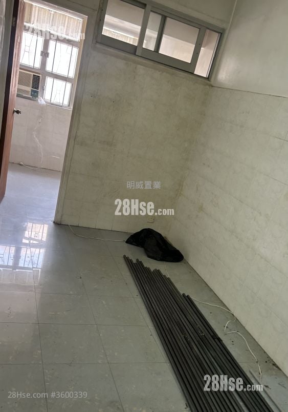 利兴大楼 售盘 3 房 , 1 浴室 626 平方尺