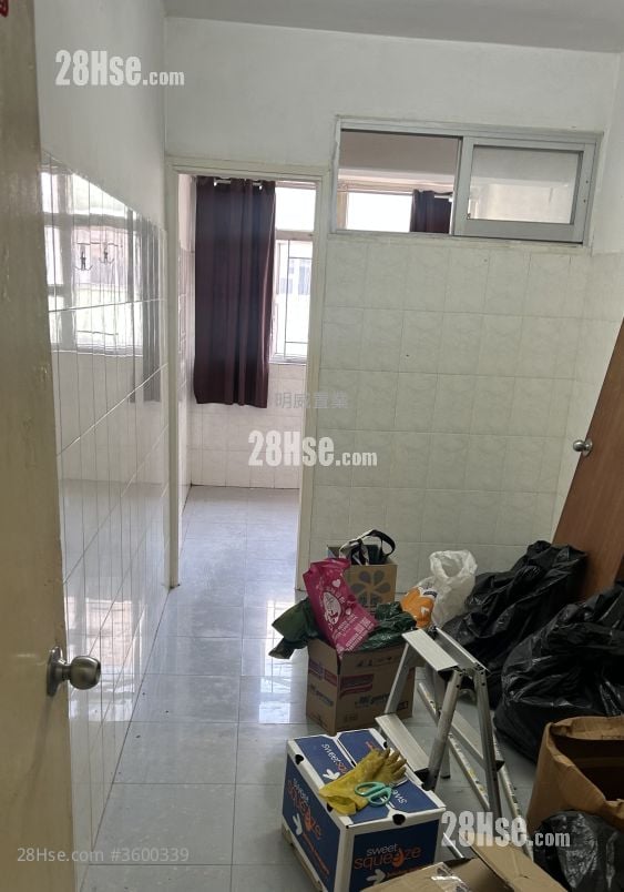 利兴大楼 售盘 3 房 , 1 浴室 626 平方尺