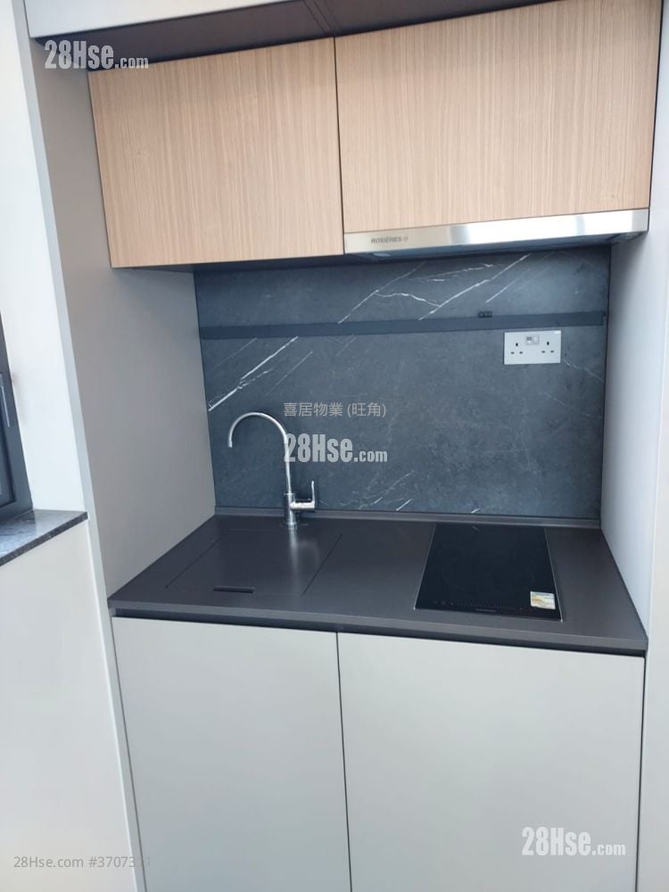 Elize Park Rental 2 Bedrooms , 1 Bathroom 243 ft²