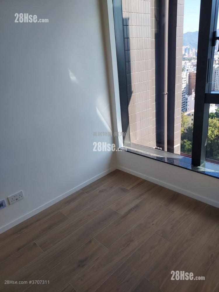 Elize Park Rental 2 Bedrooms , 1 Bathroom 243 ft²