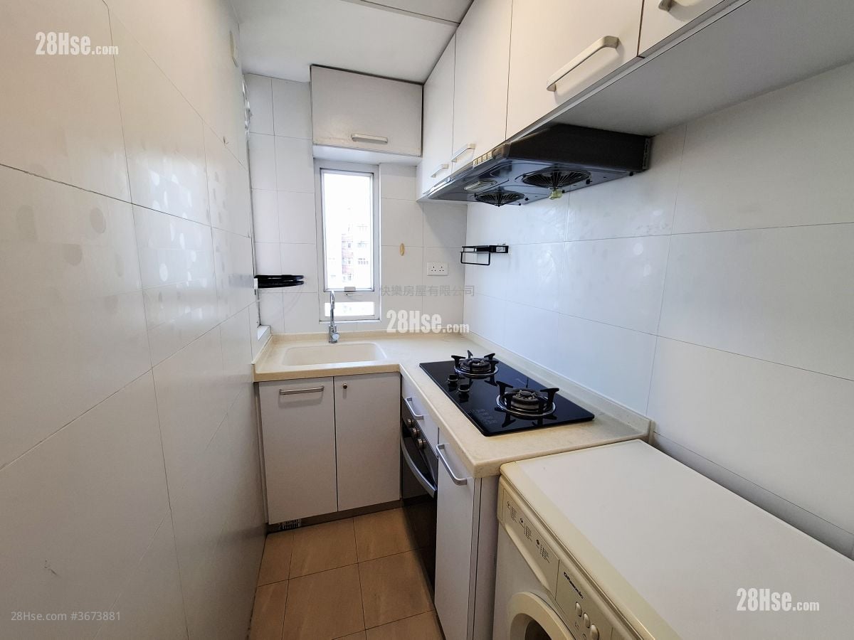 Connaught Garden Rental 2 Bedrooms , 1 Bathroom 340 ft²