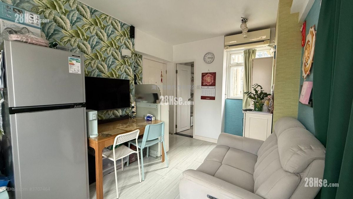 Tai Wo Mansion Sell 1 Bedroom 388 ft²