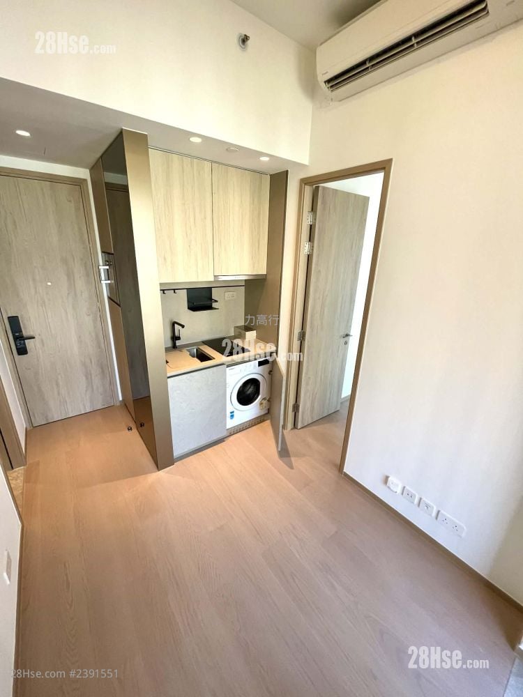 101 Kings Road Rental 1 Bedroom , 1 Bathroom 244 ft²